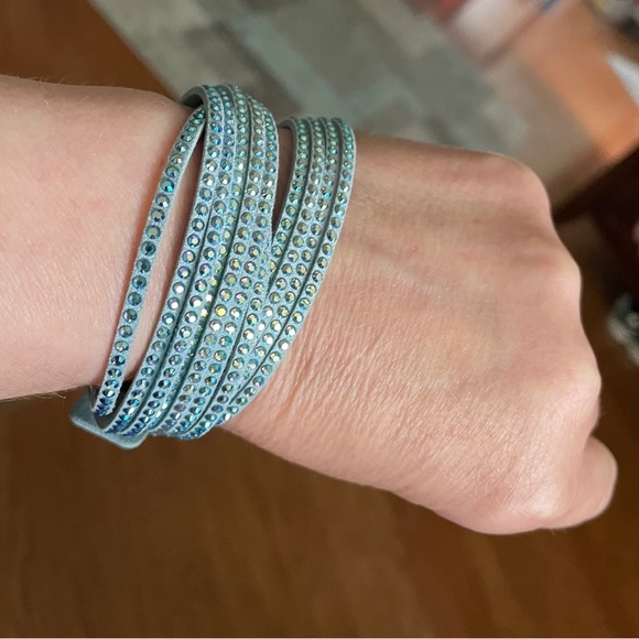 NEW Wrap-star Bracelet.Light Saphire Shimmer crystal. powder blue Alcantara band - Picture 2 of 5